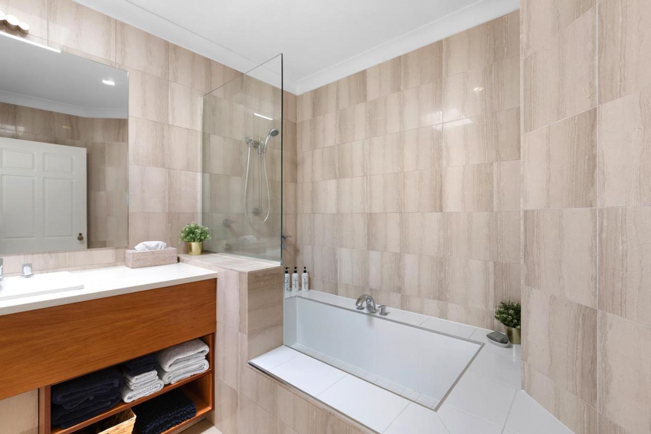 Montipora Unit 3 - In The Heart Of Airlie, Wi-Fi And Netflix Lejlighed Airlie Beach Eksteriør billede