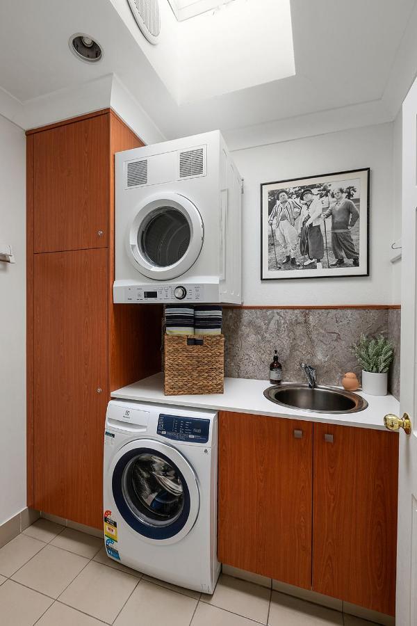 Montipora Unit 3 - In The Heart Of Airlie, Wi-Fi And Netflix Lejlighed Airlie Beach Eksteriør billede